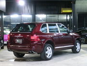 ポルシェ カイエン カイエンターボ　ディーラー車　左ハンドル 中古車