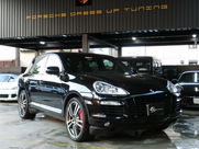 ポルシェ&nbsp;カイエン&nbsp;ターボ　ディーラー車　左H&nbsp;中古車