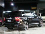 ポルシェ&nbsp;カイエン&nbsp;ターボ　ディーラー車　左H&nbsp;中古車