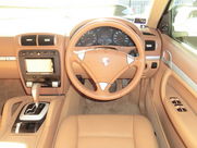 ポルシェ&nbsp;カイエン&nbsp;V6 ディーラー車　&nbsp;中古車