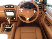 ポルシェ&nbsp;カイエン&nbsp;V6 ディーラー車　&nbsp;中古車