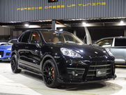 ポルシェ カイエン Sハイブリッド　パノラマサンルーフ　D車　左H 中古車