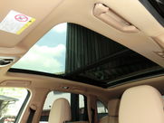 ポルシェ カイエン Sハイブリッド　パノラマサンルーフ　D車　左H 中古車