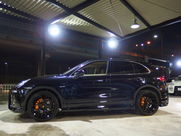 ポルシェ カイエン Sハイブリッド　パノラマサンルーフ　D車　左H 中古車