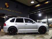 ポルシェ カイエン カイエンターボ　ディーラー車　左ハンドル 中古車