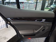 ポルシェ&nbsp;パナメーラ&nbsp;パナメーラ4S　ディーラー車　右H　ワンオーナー&nbsp;中古車