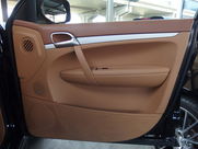 ポルシェ&nbsp;カイエン&nbsp;GTS 左H&nbsp;中古車