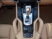 ポルシェ&nbsp;カイエン&nbsp;V6 新車並行　左H&nbsp;中古車