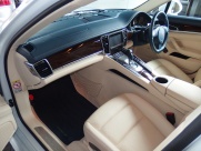 ポルシェ パナメーラ S　右ハンドル　ディーラー車　エアサス　EUR-GT 中古車