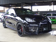 ポルシェ&nbsp;カイエン&nbsp;ターボ　EUR-GT　ディーラー車　左ハンドル　エアサス&nbsp;中古車