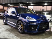 ポルシェ カイエン S EUR-GT　ディーラー車　左ハンドル 中古車