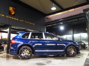 ポルシェ カイエン S EUR-GT　ディーラー車　左ハンドル 中古車