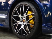 ポルシェ カイエン S EUR-GT　ディーラー車　左ハンドル 中古車