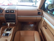 ポルシェ カイエン S EUR-GT　ディーラー車　左ハンドル 中古車