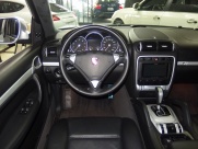 ポルシェ&nbsp;カイエン&nbsp;ターボ　ディーラー車　エアサス　左H&nbsp;中古車