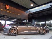 ポルシェ パナメーラ スポーツクロノパッケージ 左ハンドル EUR-GTフルエアロ 中古車