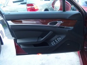 ポルシェ パナメーラ S　ディーラー車　左ハンドル　エアサス 中古車