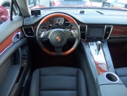 ポルシェ パナメーラ S　ディーラー車　左ハンドル　エアサス 中古車