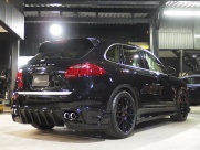 ポルシェ&nbsp;カイエン&nbsp;V6　EUR-GTフルエアロ　ディーラー車　右ハンドル&nbsp;中古車