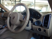 ポルシェ&nbsp;カイエン&nbsp;V6　EUR-GTフルエアロ　ディーラー車　右ハンドル&nbsp;中古車