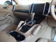 ポルシェ&nbsp;カイエン&nbsp;V6　EUR-GTフルエアロ　ディーラー車　右ハンドル&nbsp;中古車