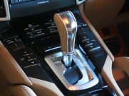 ポルシェ&nbsp;カイエン&nbsp;V6　EUR-GTフルエアロ　ディーラー車　右ハンドル&nbsp;中古車