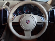 ポルシェ&nbsp;カイエン&nbsp;V6　EUR-GTフルエアロ　ディーラー車　右ハンドル&nbsp;中古車