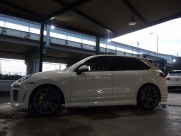 ポルシェ&nbsp;カイエン&nbsp;S　EUR-GTフルエアロ　D車　エアサス&nbsp;中古車