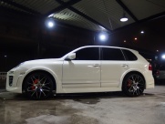 ポルシェ カイエン V6 左ハンドル サンルーフ シートヒーター 中古車