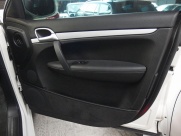 ポルシェ カイエン V6 左ハンドル サンルーフ シートヒーター 中古車