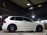 ポルシェ カイエン V6 左ハンドル サンルーフ シートヒーター 中古車