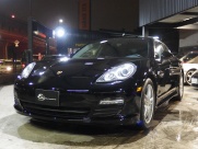 ポルシェ&nbsp;パナメーラ&nbsp;S　左ハンドル　スマートキー　スポーツエグゾースト&nbsp;中古車