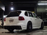 ポルシェ カイエン V6　左ハンドル　サンルーフ　シートヒーター 中古車