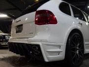 ポルシェ カイエン V6　左ハンドル　サンルーフ　シートヒーター 中古車