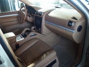 ポルシェ カイエン V6　左ハンドル　サンルーフ　シートヒーター 中古車