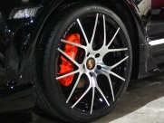 ポルシェ&nbsp;カイエン&nbsp;V6　左ハンドル　パノラマルーフ　EUR-GTフルエアロ&nbsp;中古車