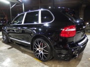 ポルシェ&nbsp;カイエン&nbsp;V6　左ハンドル　パノラマルーフ　EUR-GTフルエアロ&nbsp;中古車