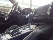 ポルシェ カイエン S　EUR-GTフルエアロ　ディーラー車　左ハンドル　 中古車