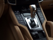 ポルシェ カイエン V6　左ハンドル　 EUR-GT 中古車