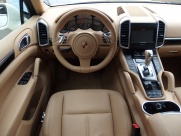 ポルシェ カイエン V6　左ハンドル　 EUR-GT 中古車