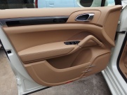 ポルシェ カイエン V6　左ハンドル　 EUR-GT 中古車