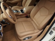 ポルシェ カイエン V6　左ハンドル　 EUR-GT 中古車