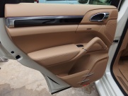 ポルシェ カイエン V6　左ハンドル　 EUR-GT 中古車