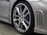 ポルシェ&nbsp;パナメーラ&nbsp;S　EUR-GTフルエアロ　ディーラー車　右ハンドル　&nbsp;中古車