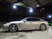 ポルシェ&nbsp;パナメーラ&nbsp;S　EUR-GTフルエアロ　ディーラー車　右ハンドル　&nbsp;中古車