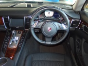 ポルシェ&nbsp;パナメーラ&nbsp;S　EUR-GTフルエアロ　ディーラー車　右ハンドル　&nbsp;中古車