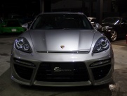 ポルシェ&nbsp;パナメーラ&nbsp;S　EUR-GTフルエアロ　ディーラー車　右ハンドル　&nbsp;中古車