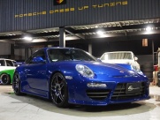 ポルシェ 911(Type997) PDK スポーツクロノPKG EUR-GT リモコン式可変バルブマフラー 中古車