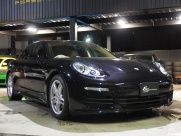 ポルシェ パナメーラ 後期 ディーラー車 サンルーフ PASM  中古車