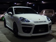 ポルシェ カイエン V6 ディーラー車 EUR-GT 右ハンドル 中古車